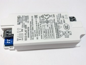 <p>
	Elektrooniline <font color="#ff0000">LED</font> trafo 23,1-31,5W, 550-750mA, 30-42V, ECO FLAT 30W, TCI, 122284</p>
