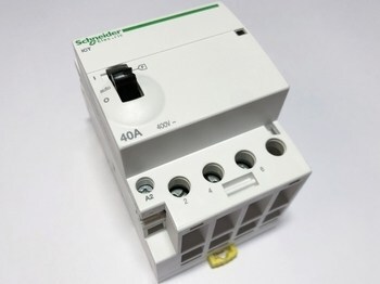 <p>
	Moodulkontaktor 3-faasiline 40A(26kW), iCT, Schneider Electric, A9C21843</p>
