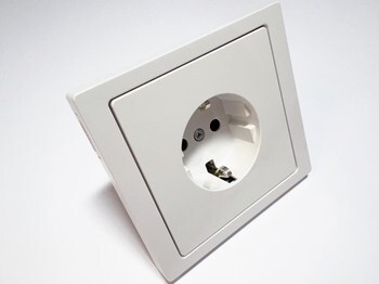 <p>
	Süvispaigaldusega pistikupesa Schneider Electric (sari - Merten/System Design) MTN2300-6035, 088901</p>
