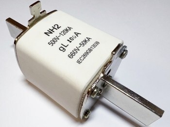 <p>
	Плавкие предохранители 100A, NH2</p>
