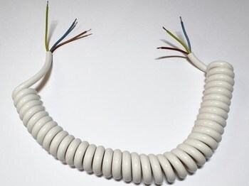 <p>
	Spiraalne toitejuhe 50cm</p>
