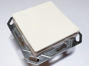 <p>
	CO<sub>2</sub> süsinikdioksiidi ruumiandur Siemens (sari - Delta), AQR2576NF(S55720-S207) koos AQR2530NNW(S55720-S137), KNX</p>
