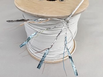 <p>
	<span style="color:#ff0000;">Halogeenivaba</span> arvutivõrgu kaabel Cat 6A S/FTP, 4x2x0,5 mm, Multimedia Connect, SF5004SHWC5</p>
