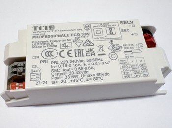 <p>
	Elektrooniline <span style="color: #ff0000">LED</span> trafo 27,3-33,6W, 650-800mA, 20-42V, Professionale ECO 33W, TCI, 145157</p>
