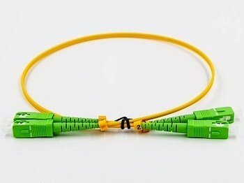 <p>
	Optiline patch cord kaabel SM 2xSCA-SCA, DNS, 200275</p>
