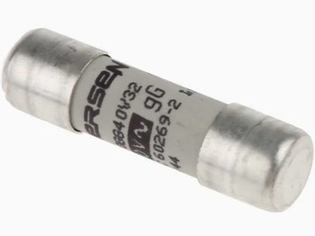 <p>
	Sulavkaitsmed 25A, Ø10x38mm</p>
