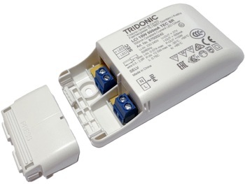 <p>
	Elektrooniline <span style="color: #ff0000">LED</span> trafo 10W, 500mA, 27V, LCI 10W 500mA TEC SR, Tridonic, 87500242</p>
