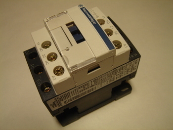 <p>
	Ostan kontaktoreid 3-faasilisi 32A, LC1D18, Schneider Electric</p>
