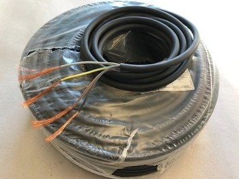 <p>
	Куплю резиновый кабель 4 G 1,5 мм²</p>
