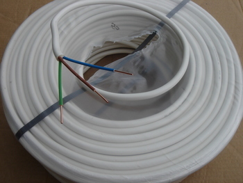 <p>
	Куплю медный кабель 3 G 4 мм²</p>
