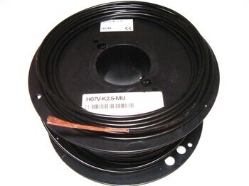 <p>
	Медный провод 2,5 мм², чёрный, H07V-K, Top Cable</p>
