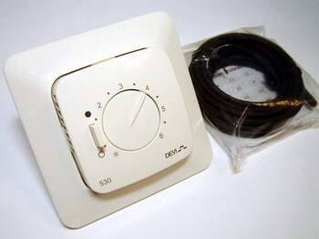 <p>
	Termostaat Devireg™ 530 (15А) 3450 W, 140F1032</p>
