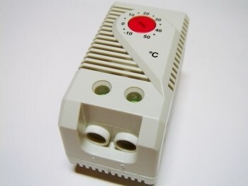 <p>
	Терморегулятор KTO 011, Stego, 01142.0-00</p>
