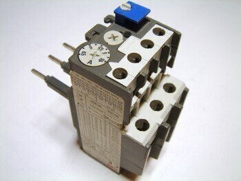 <p>
	Termokaitse 4,5 - 6,5A, TA25DU6,5, ABB, 1SAZ211201R1038</p>
