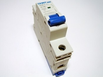 <p>
	Модульный автоматический выключатель 1-фазный C 10A, Chint, NB1-63, 180277</p>

