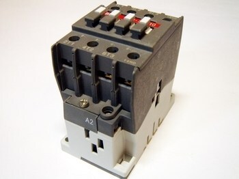 <p>
	Контактор 3-фазный 45A(29кВт), A26-30-10, ABB, 1SBL241001R8010</p>
