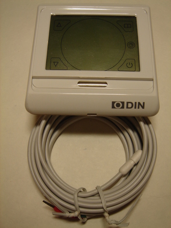 <p>
	Ostan termostaate Odin (16А) 3600 W.</p>
