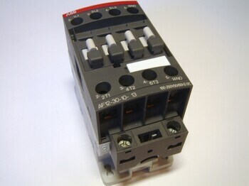 <p>
	Контактор 3-фазный 28A(18кВт), AF12-30-10-13, ABB, 1SBL157001R1310</p>
