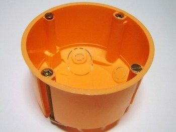 <p>
	Монтажная коробка для гипсокартона Ø68x47мм, OBO Bettermann, HG60, 616047</p>
