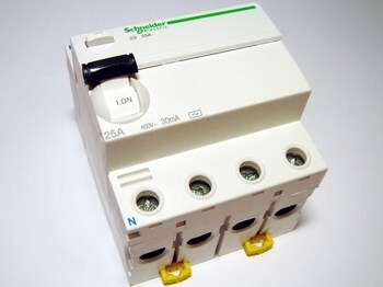 <p>
	Rikkevoolukaitse 3-faasiline 25 A, 30mA(0,03A), Schneider Electric, Acti9-ilD, A9R41425, 008906</p>
