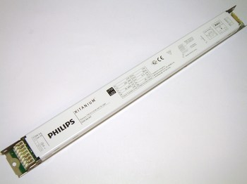 <p>
	Elektrooniline <span style="color: #ff0000">LED</span> trafo 17W, 120-400mA, 90VDC, Philips Xitanium, 198048</p>
