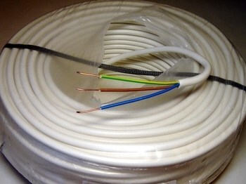 <p>
	<span style="color:#ff0000;">Halogeenivaba</span> vaskkaabel 3 G 2,5 mm², XPJ-HF D, Draka</p>
