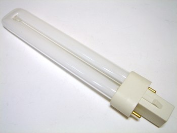 <p>
	Компактная-люминесцентная лампа 9 Вт, Osram Dulux® S, 9W/827/G23, <span style="color:#ff0000;">2-PIN</span>, 006000</p>
