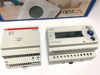 <p>
	Терморегулятор Devireg™ 850 IV Latin with PSU, (15А) 3450 Вт, 140F1085</p>
