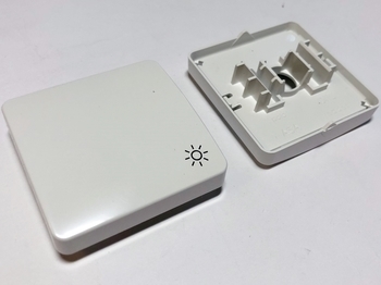 <p>
	Одинарная клавиша Hager Polo (серия - Optima), 12008802, для выключателя скрытой установки</p>
