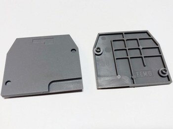 <p>
	Концевая пластина FEM6, Entrelec, 1SNA118368R1600, ABB, серая</p>
