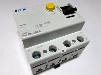 <p>
	Aвтомат тока утечки 3-фазный 40 A, <span style="color:#ff0000;">300мA(0,3A)</span>, Eaton, PFIM-40/4/03-A-MW, 235441</p>
