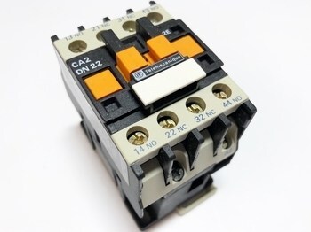 <p>
	Контакторреле 10A(6,5кВт), CA2DN22R6, Telemecanique, 005137</p>
