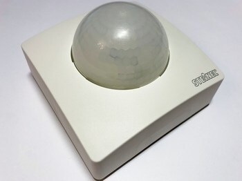 <p>
	Liikumisandur IS 3360, Steinel, 606411</p>
