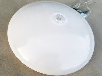 <p>
	<span style="color:#ff0000;">LED</span> avariivalgusti 14 W, AVR320.1145DL/1M, Ensto</p>
