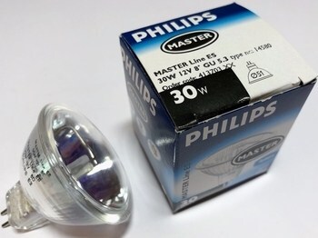 <p>
	Галогенная лампа 30Вт, 12B, 8°, Master Line ES, Philips, 413703</p>
