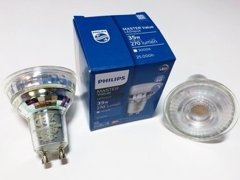<p>
	LED lamp 3,7W=35W, 230V, 36°, Mas LEDspot VLE D 3,7-35W GU10 930 36D, Philips, 707753</p>
