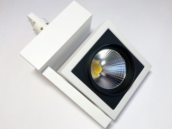 <p>
	<span style="color:#ff0000;">LED</span> siinivalgusti 26 W, Black & White II, 003502, Deko-Light</p>
