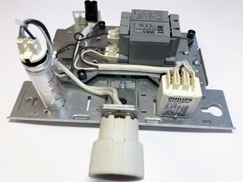 <p>
	Süüteseade, ballast 50 W + süütur + kondensaator, Philips</p>
