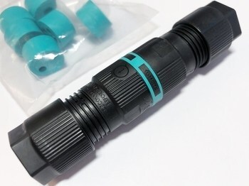 <p>
	Veekindel kaabliühendusmuhv 4x1,5mm², Techno, TH391</p>
