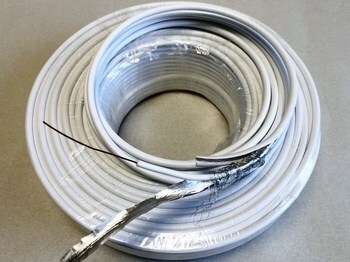 <p>
	TV-antenni kaabel RG6 60Cu, täisvask kesk soonega</p>
