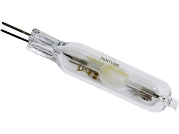 <p>
	Metallhalogeniidlamp 70 W, Ceramic Master Plus, 00358-CM-Plus TC 70W/U/UVS/G8.5/830, Venture</p>
