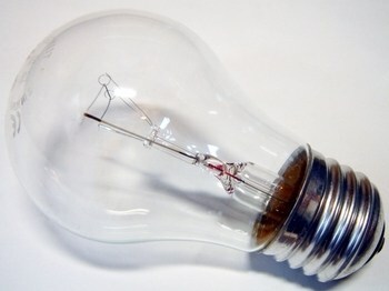 <p>
	Лампа накаливания 90 Вт, Aura, прозрачная</p>

