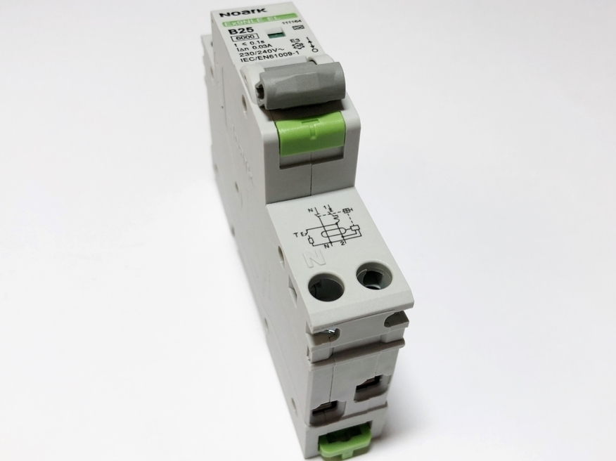 <p>
	Rikkevoolukaitse koos kaitselülitiga 1-faasiline B 25A, 30mA(0,03A), Ex9NLE EL, Noark, 111164</p>
