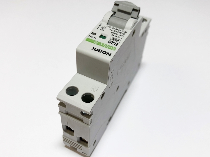 <p>
	Rikkevoolukaitse koos kaitselülitiga 1-faasiline B 25A, 30mA(0,03A), Ex9NLE EL, Noark, 111164</p>
