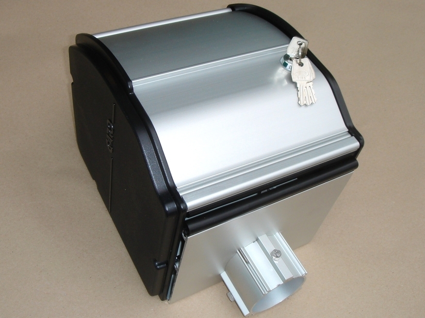 <p>
	Электрощит для предварительного подогрева автомобиля Garo, KL210-1FB, 3451154</p>
