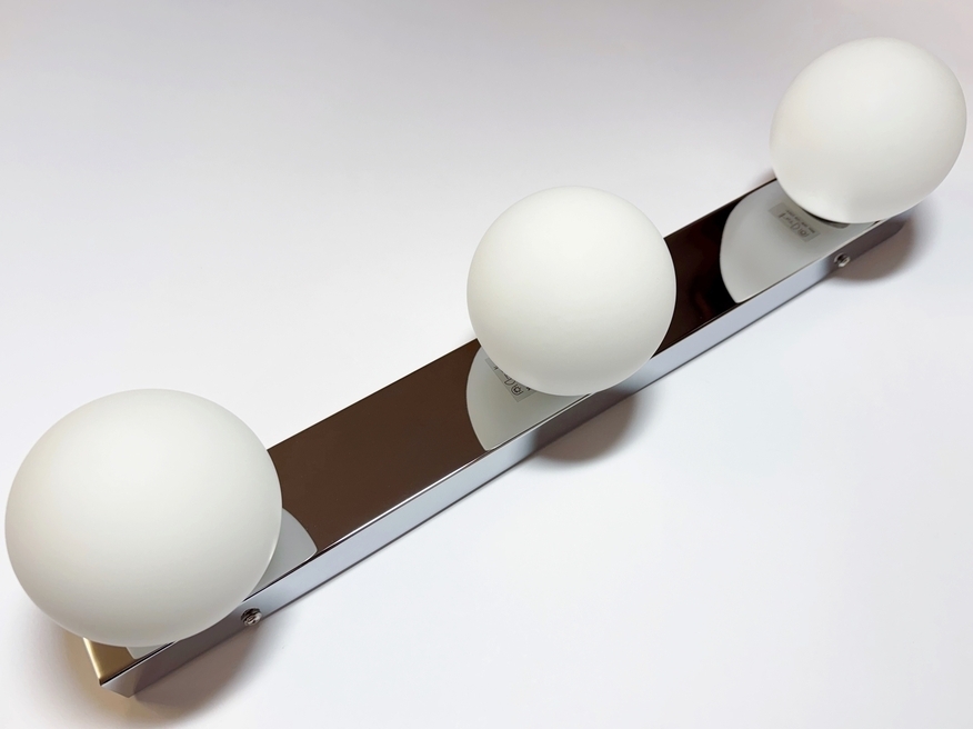 <p>
	Светильник 3 x 18 Вт, 230 В, Miini Wall 3L, Markslöjd, 106382</p>
