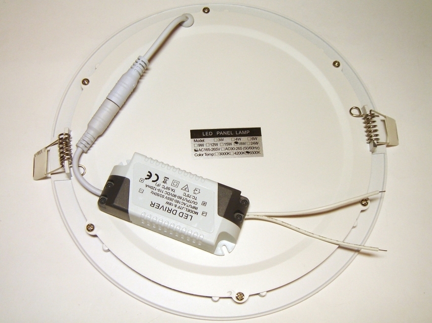 <p>
	Светодиодный светильник 9 Вт, Round LED1x700 C219 T830 OP, Northcliffe, 01018332</p>
