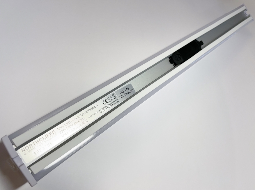 <p>
	<span style="color:#ff0000;">Светодиодный</span> светильник 15 Вт, Mira LED1x1400 D552 T830 OP, Northcliffe, 1023755</p>
