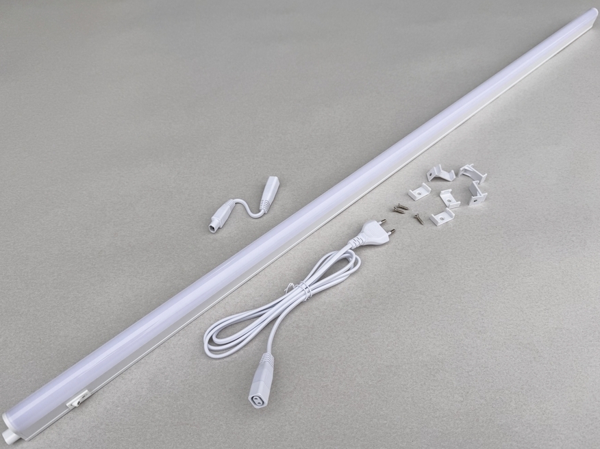 <p>
	<span style="color:#ff0000;">Светодиодный</span> светильник 18 Вт, TL7068, Acuma, 706818</p>
