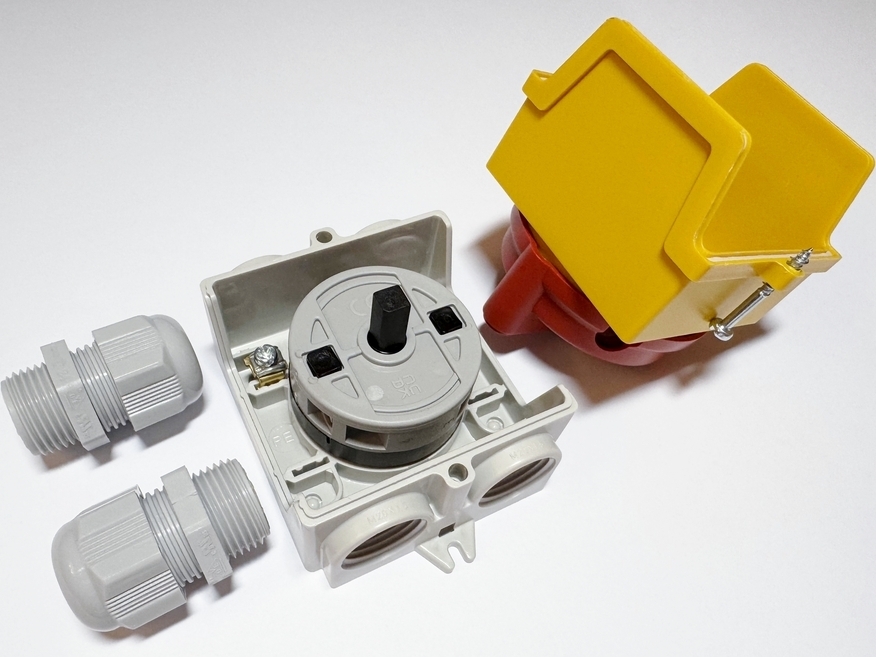 <p>
	Turvalüliti <span style="color:#ff0000;">2-pooluseline</span> 20A, ONE20M2Y, ABB, 1SCA135533R1001</p>
